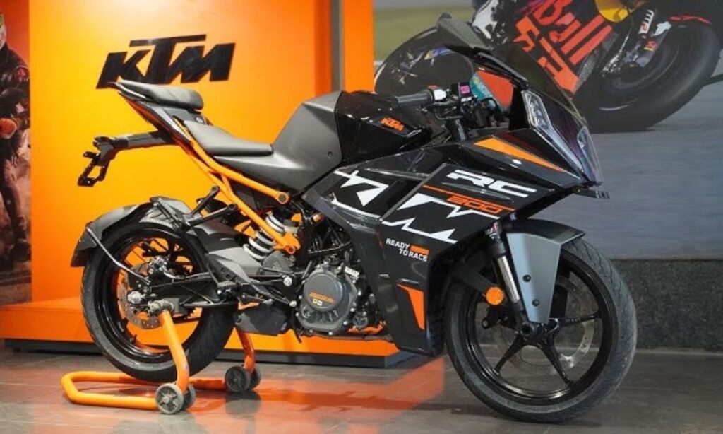 2026 KTM RC 200 Launch with 55 KMPL Mileage With High Performance,