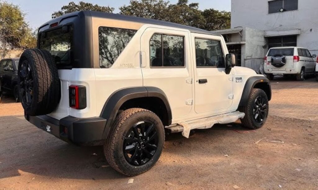 The Mahindra Thar Roxx STAR Edition 2026 Diesel Manual White - Better